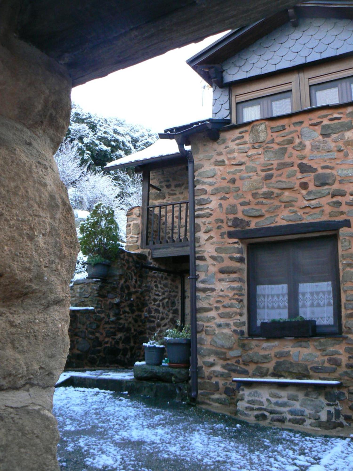 Appartement Casa de turismo rural Sardom2 à Bembibre  Extérieur photo