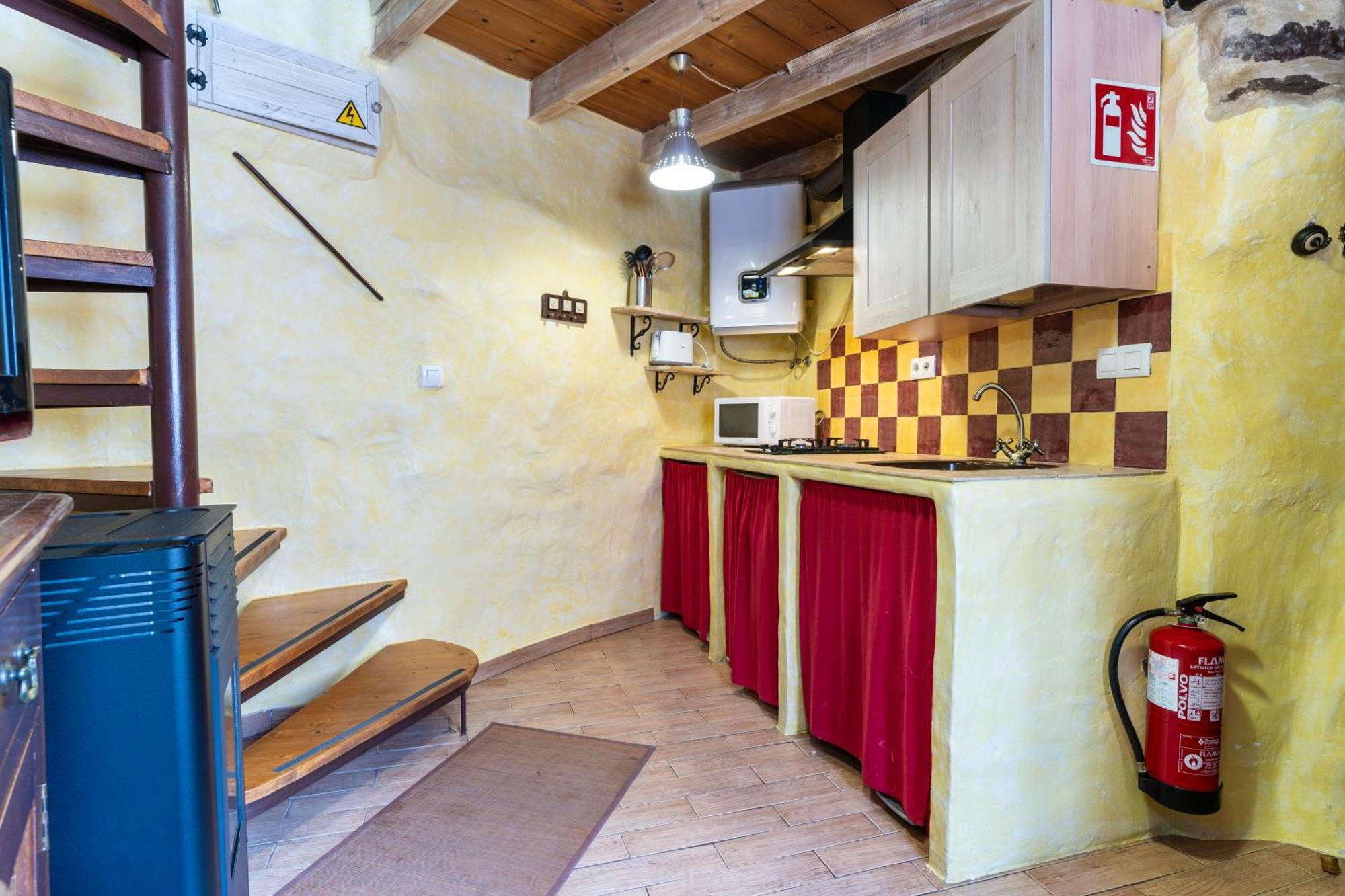 Casa De Turismo Rural Sardom2 Bembibre  Extérieur photo